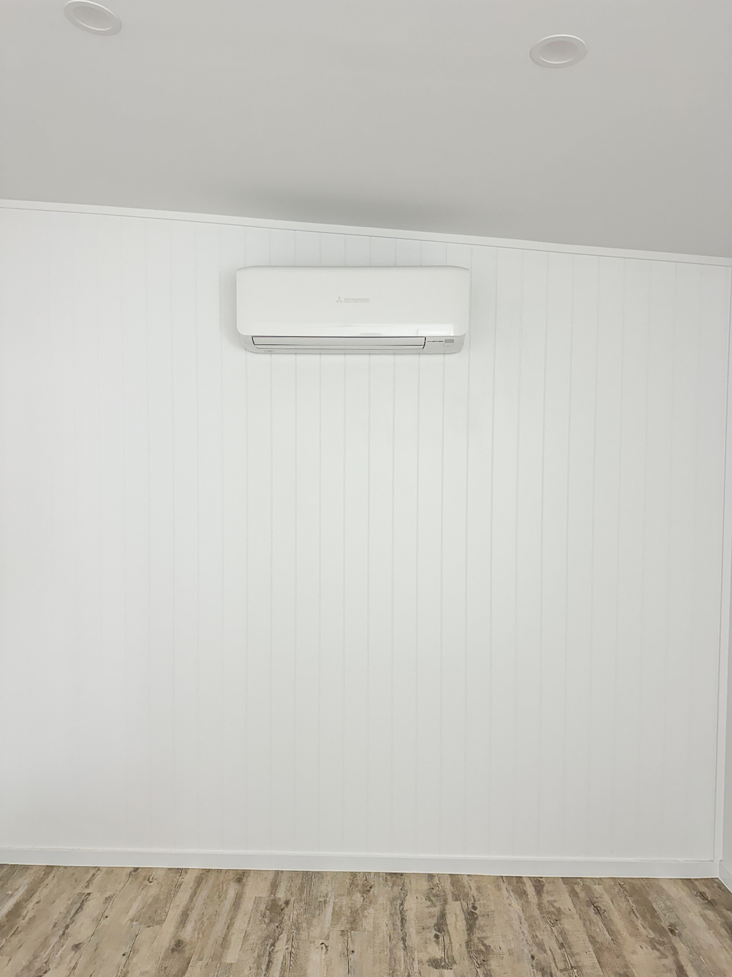 Wall-mounted split system indoor unit